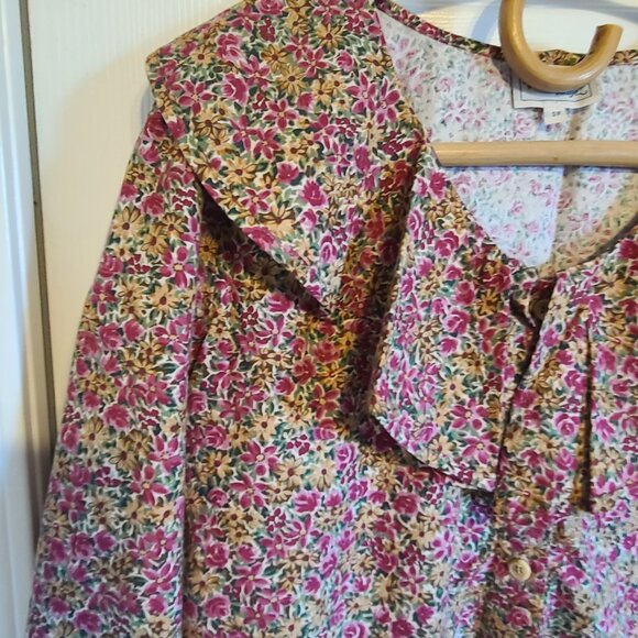 Willow Ridge Floral Blouse - Pink and Green - Picture 9 of 12